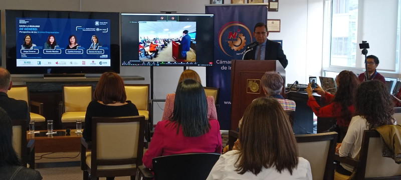 Un espaldarazo a la equidad de género con lleno total en la casa de los industriales