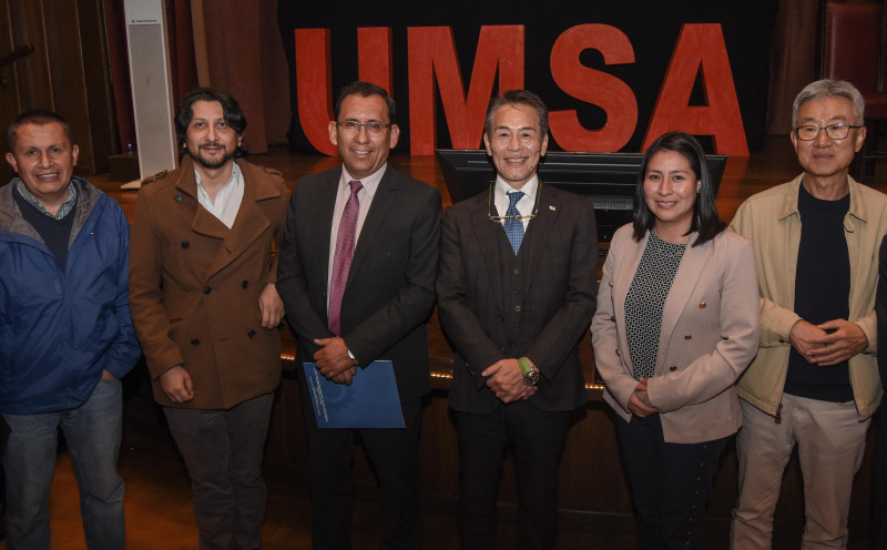  Promovemos la investigación e innovacióin empresarial 