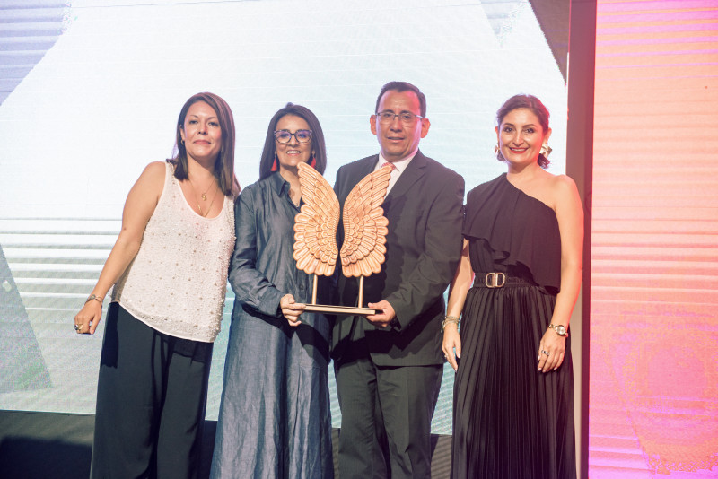 La CNI recibe distinción por su compromiso con la equidad de género