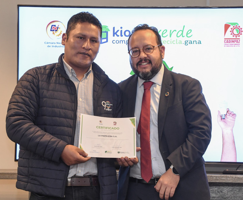 Industriales presentan resultados de las campañas de reciclaje del Kiosco Verde 