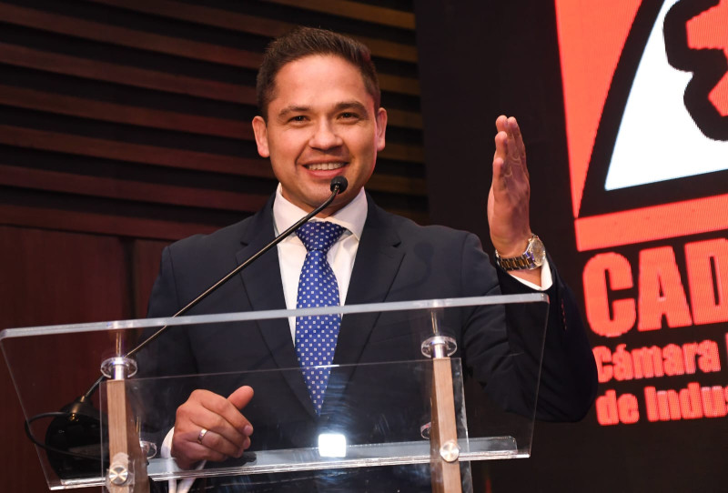 Gonzalo Morales asume la dirección de los industriales paceños